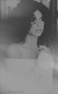 Nadia Hilker. QOUIl8yf_o