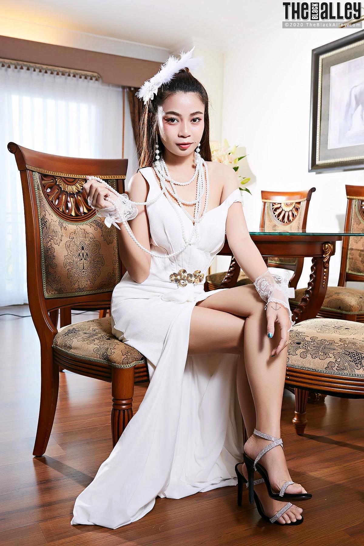 Juliet The Black Alley Photobook Set.26(9)