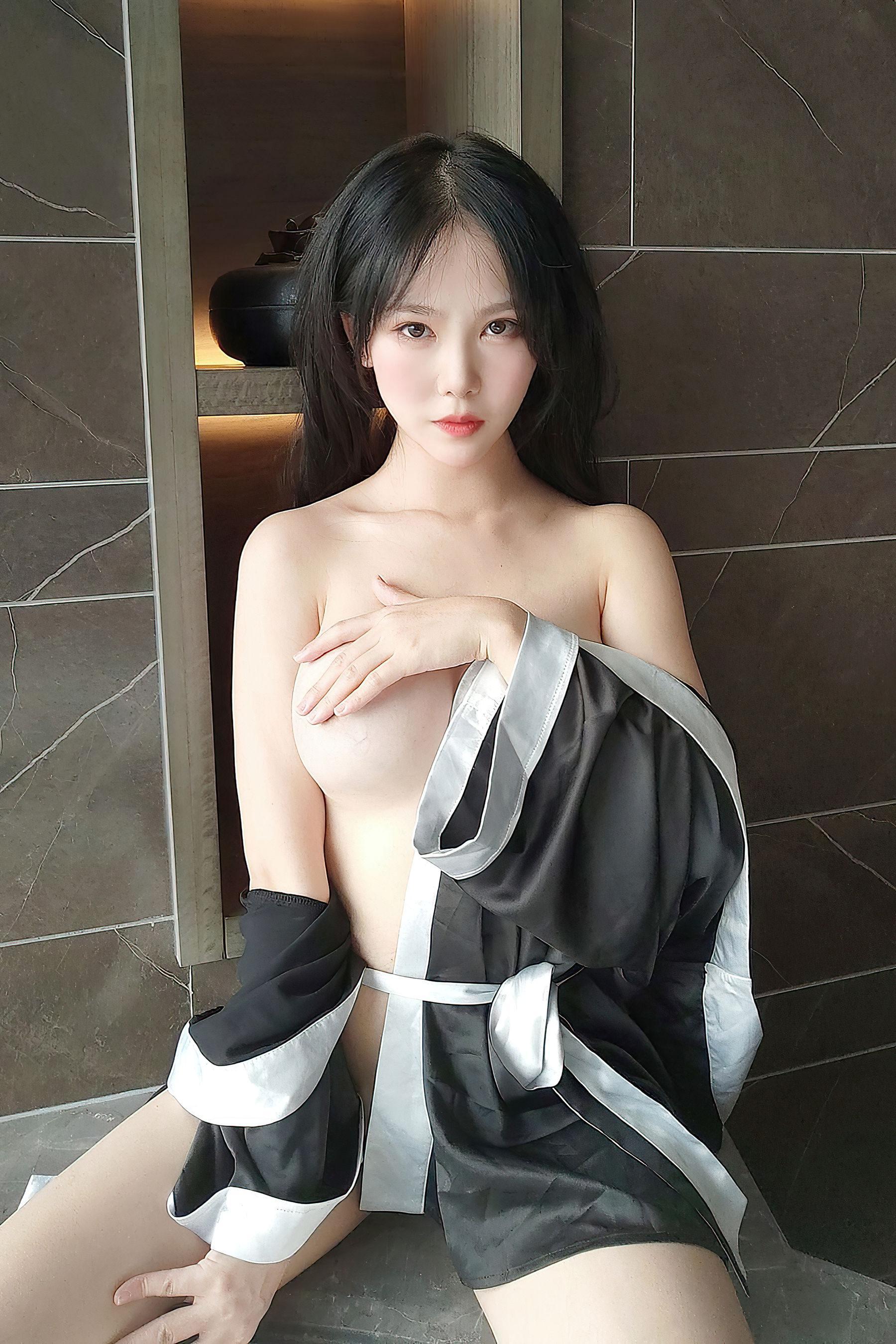 [网红COSER] 抖娘-利世图集 – 今夜不归