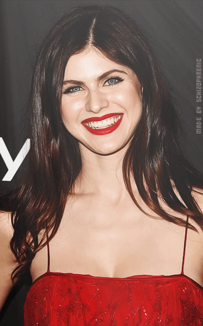 Alexandra Daddario U6lNrFu3_o