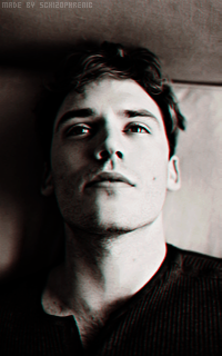 Sam Claflin 23qhxlZy_o