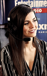 Victoria Justice - Page 2 HSLu1llP_o