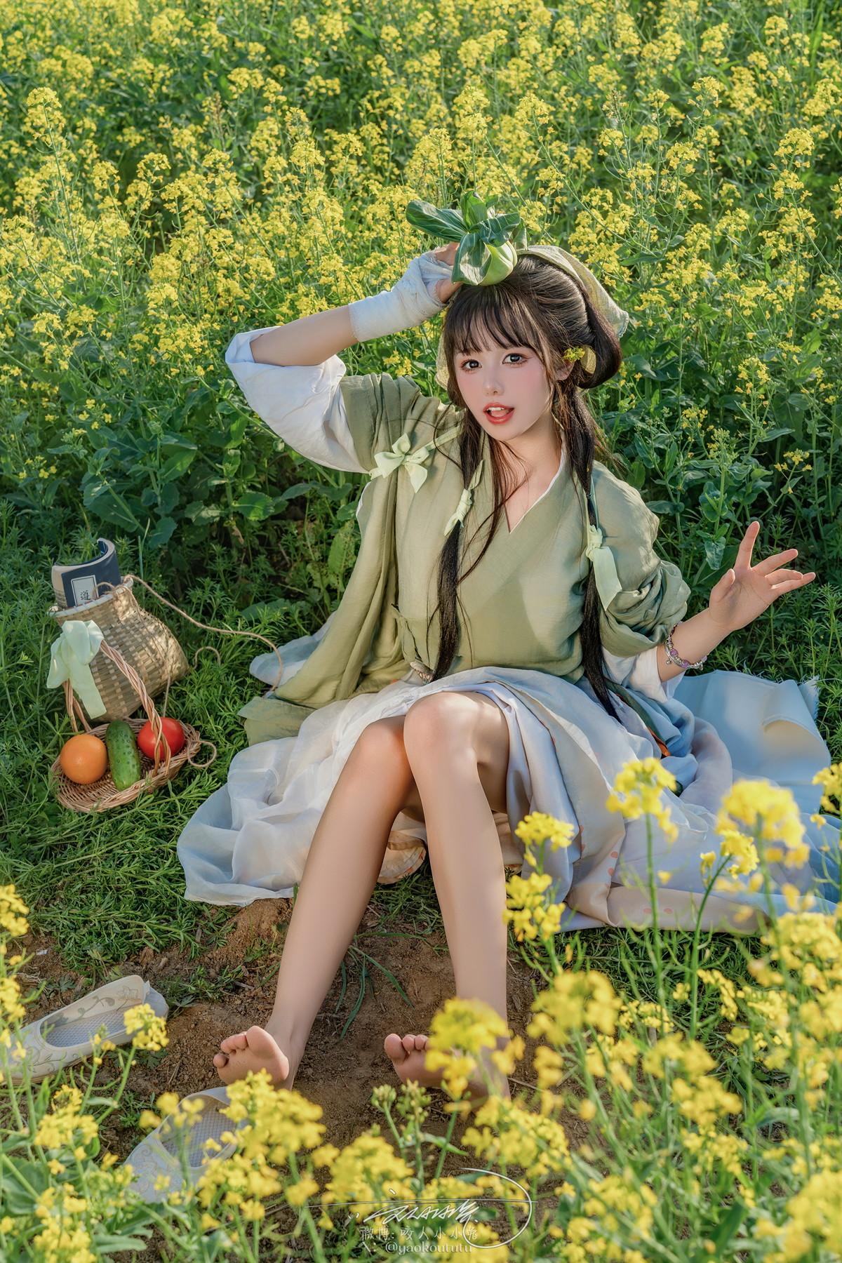 Cosplay 黏黏团子兔 田耕记(48)