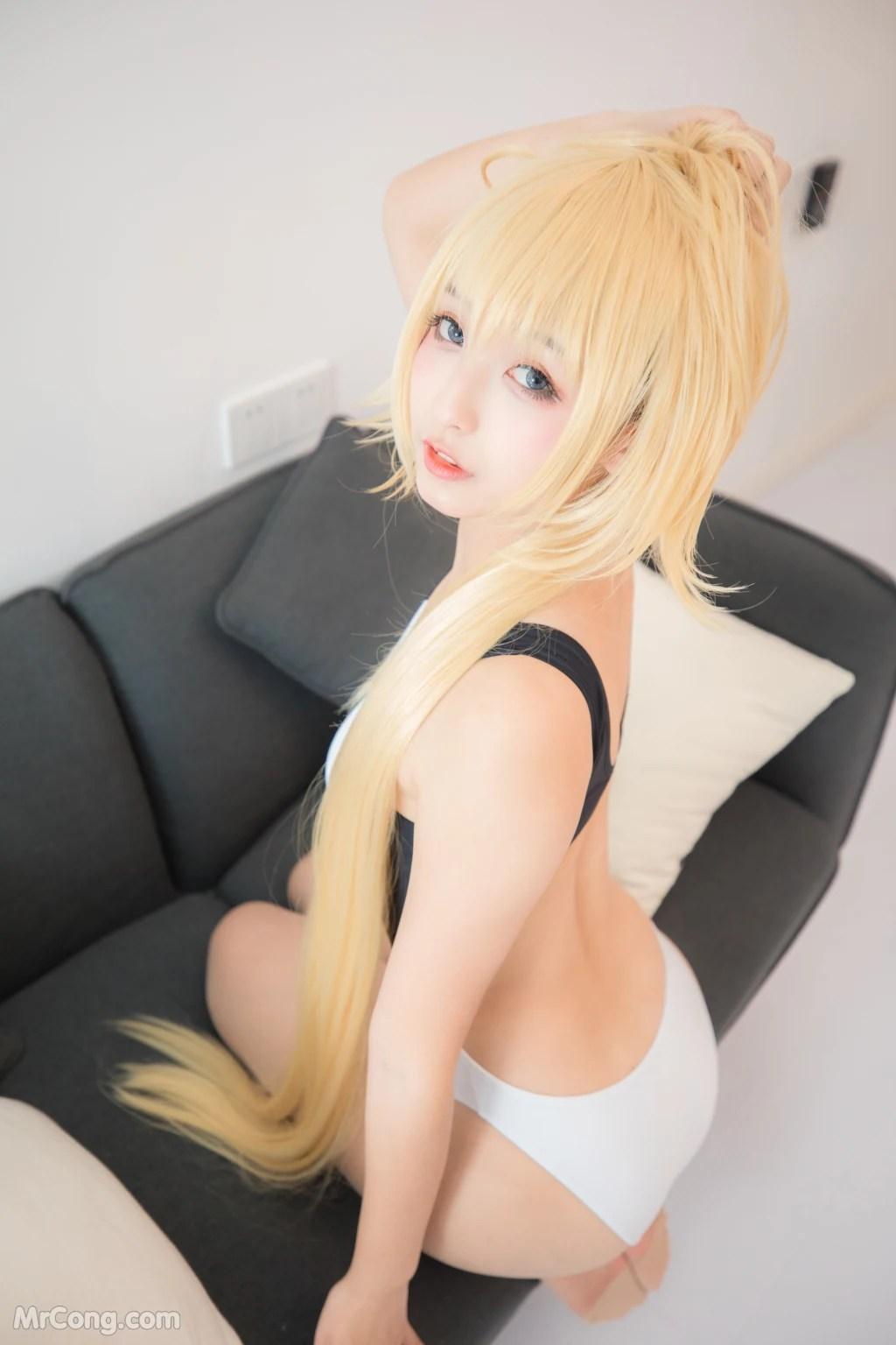 Coser@神楽坂真冬 Vol.036: 电子相册-白贞德《Swimingthedrea》(150 photos)(38)
