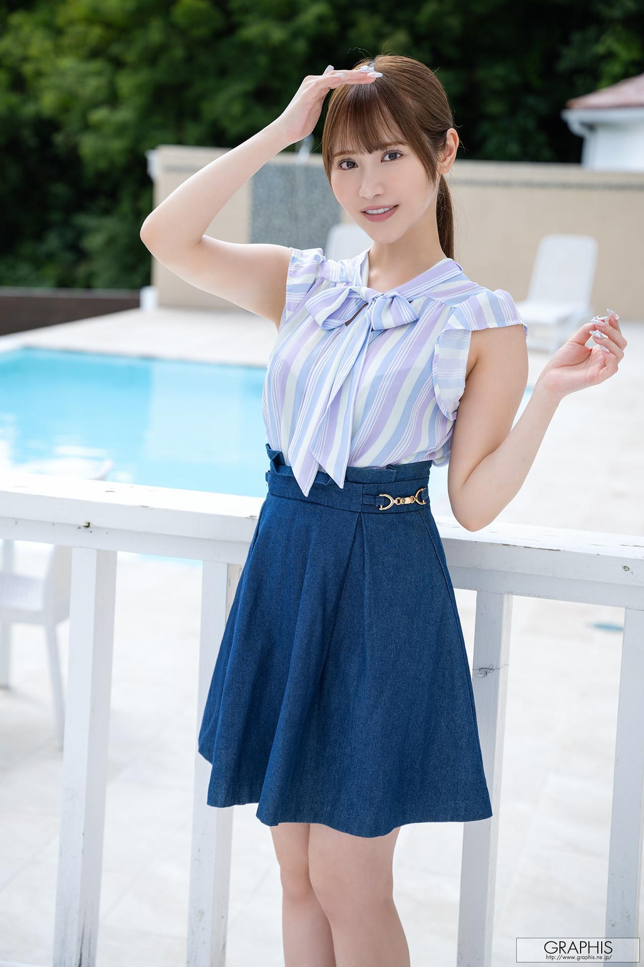Rikka Ono 小野六花, Graphis Gals 「Sweaty」 Vol.01(2)