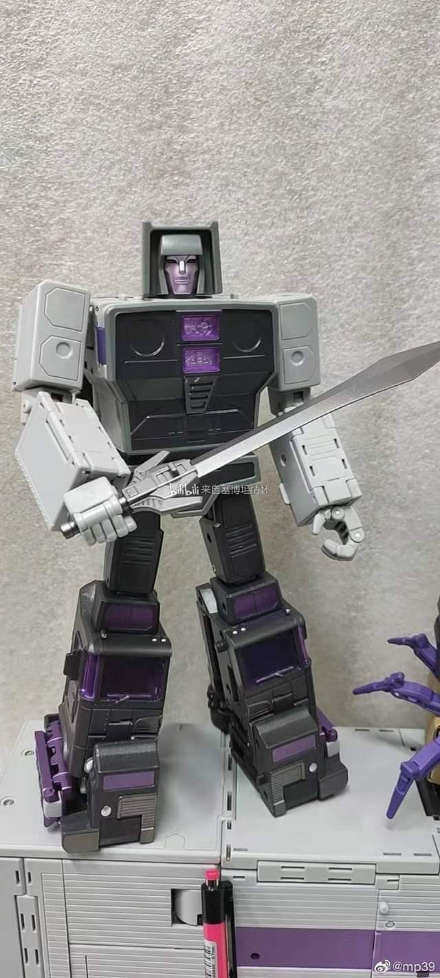 [DX9toys] Produit Tiers - Jouet Attila (D13 à D17) - aka Menasor/Menaseur (Stunticons) - Page 3 U6wwItFj_o