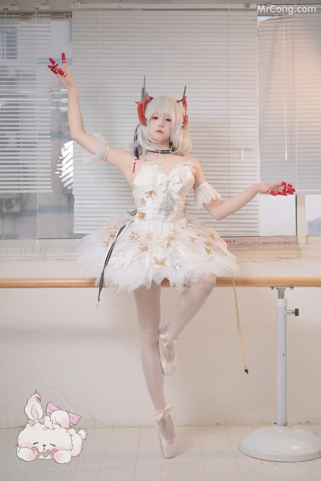 Coser@黏黏团子兔: W天鹅之舞 (55 photos )(41)