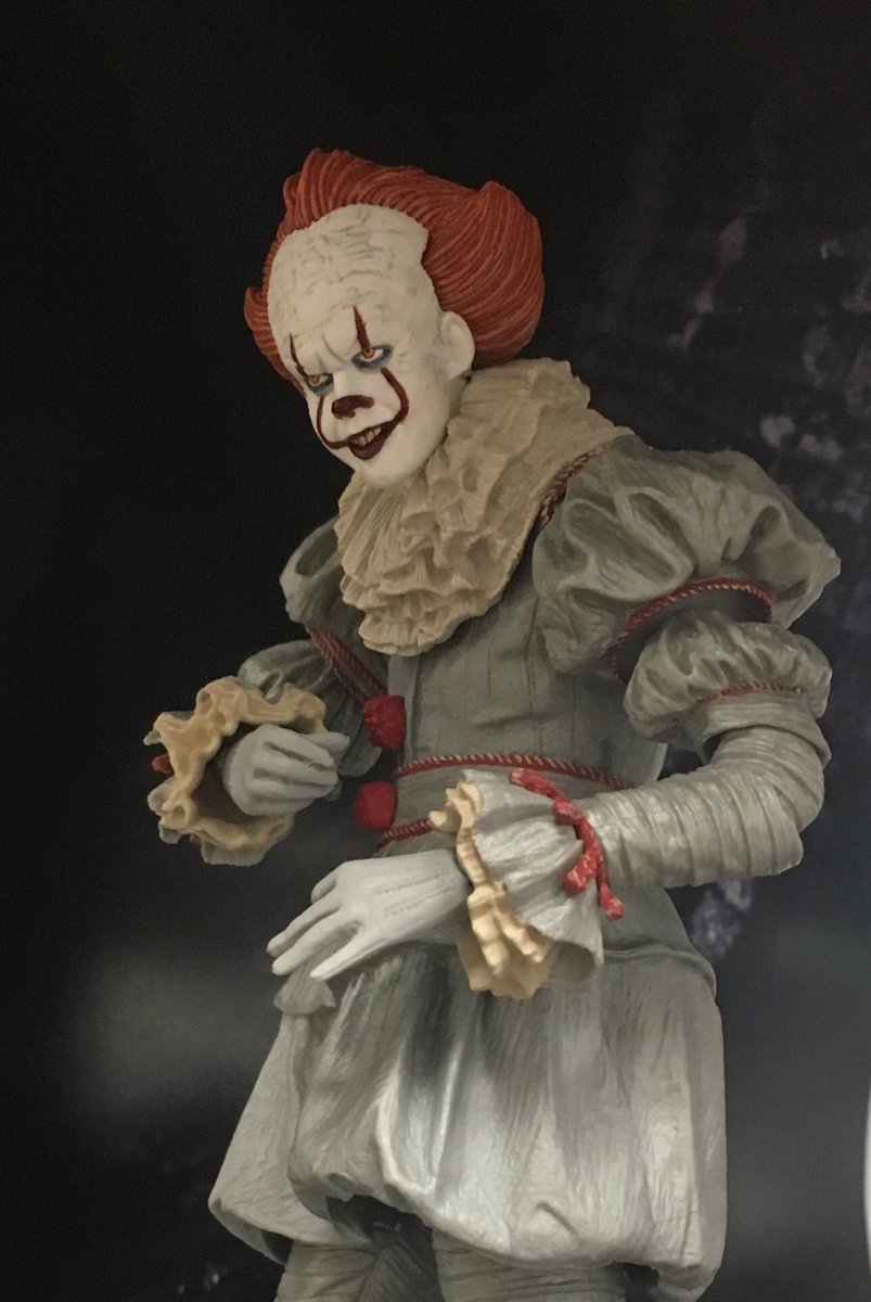 Ca : Pennywise - Year 1990 & 2017 (Neca) Gqzl9poR_o