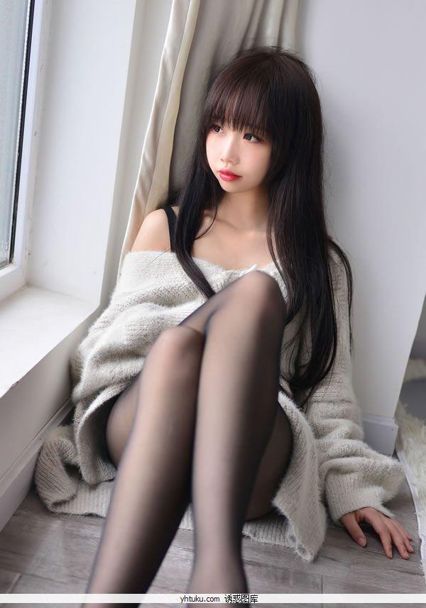 雪琪Cosplay–毛衣少女粉嘟嘟小嘴可爱写真(16)