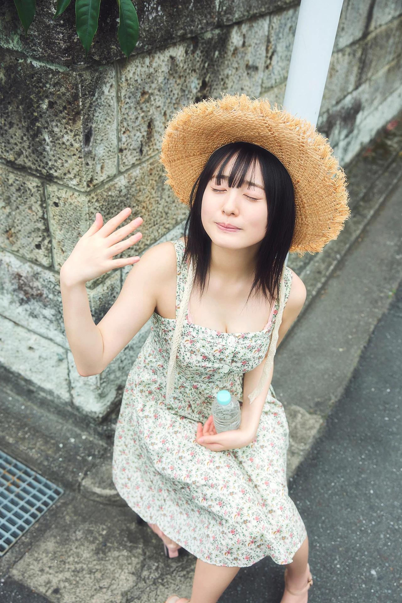 Miu Shirahama 白濱美兎, 週チャンデジグラ 「夏、背伸び」 Set.01(5)