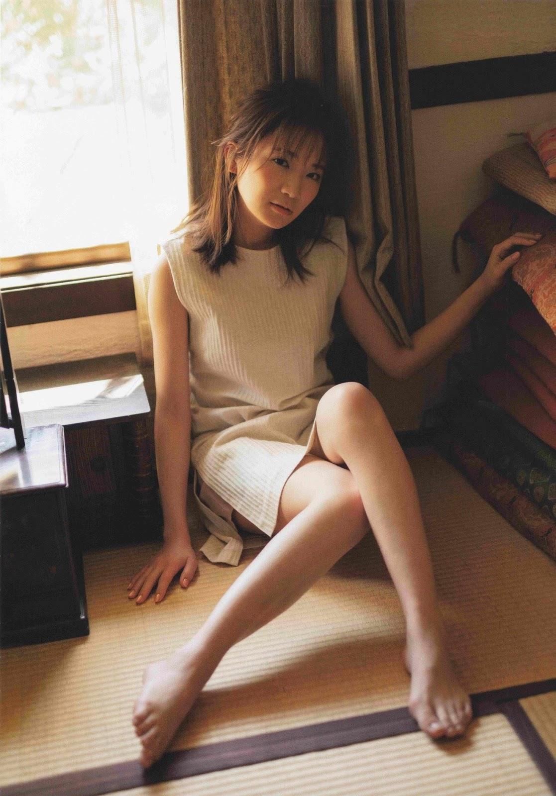 Manatsu Akimoto 秋元真夏, B.L.T. 2020.05 (ビー・エル・ティー 2020年5月号)(6)