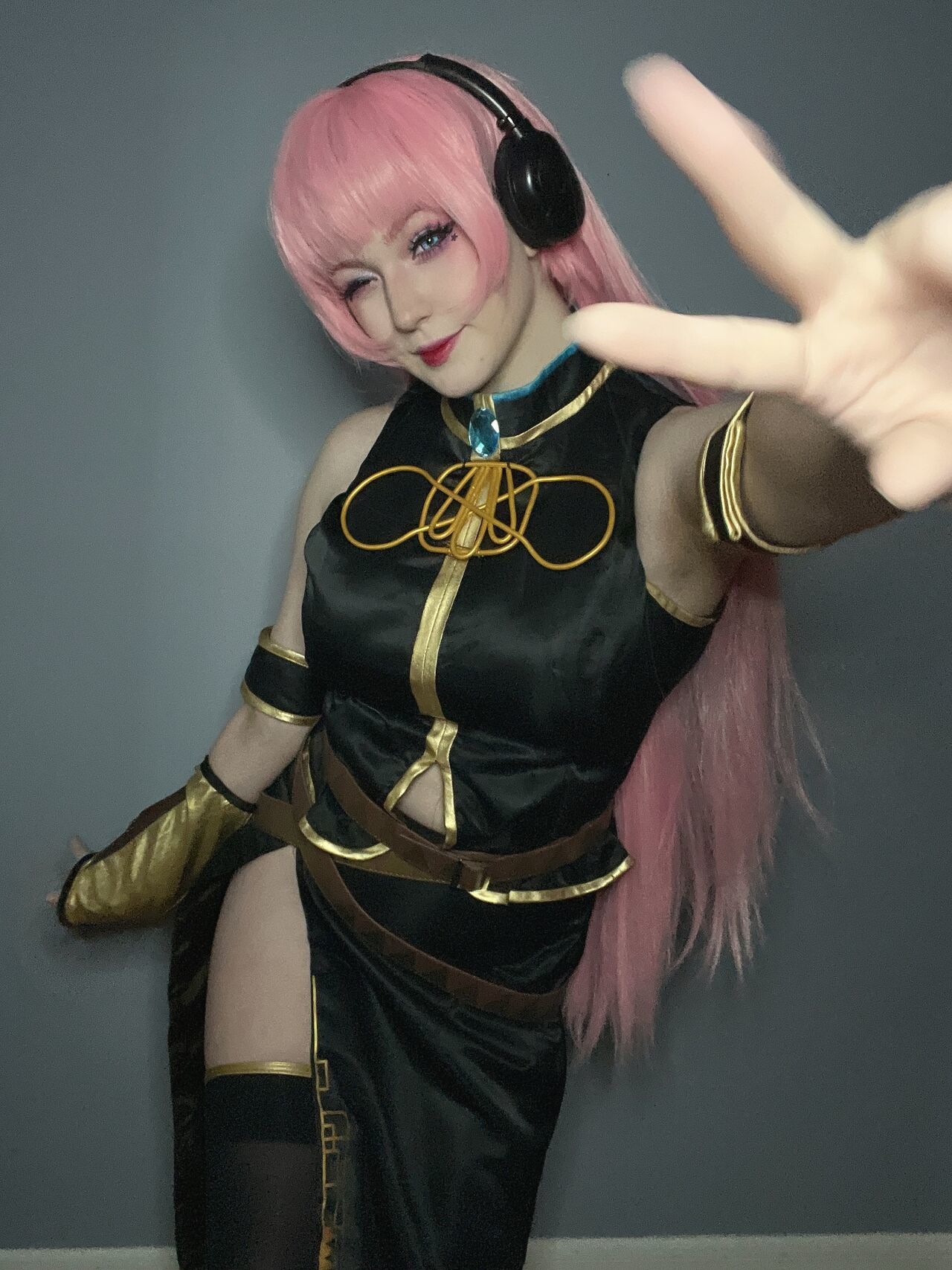 Satin Stars - Luka Megurine