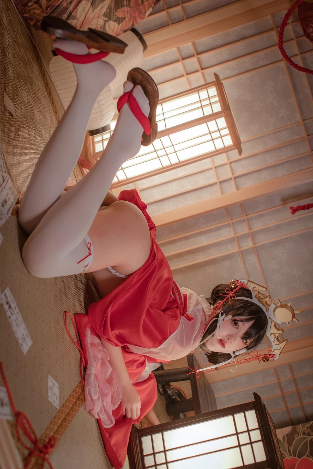 Cosplay 阿薰kaOri – 黑兽巫女(51)
