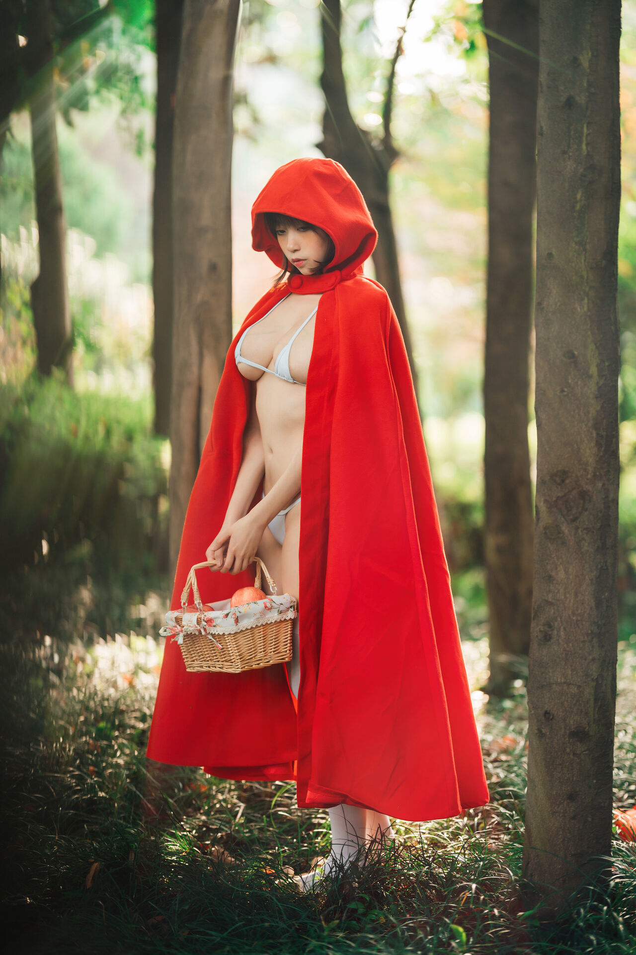 奈汐酱Nice 自撮り - Red Riding Hood