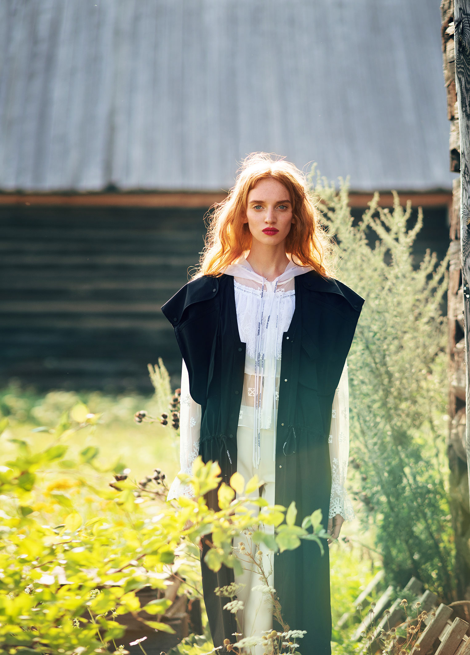 Ksenia, Elena Schumskaya by Andrey Yakovlev + Lili Aleeva Модные наряды в деревенских интерьерах / фото 03