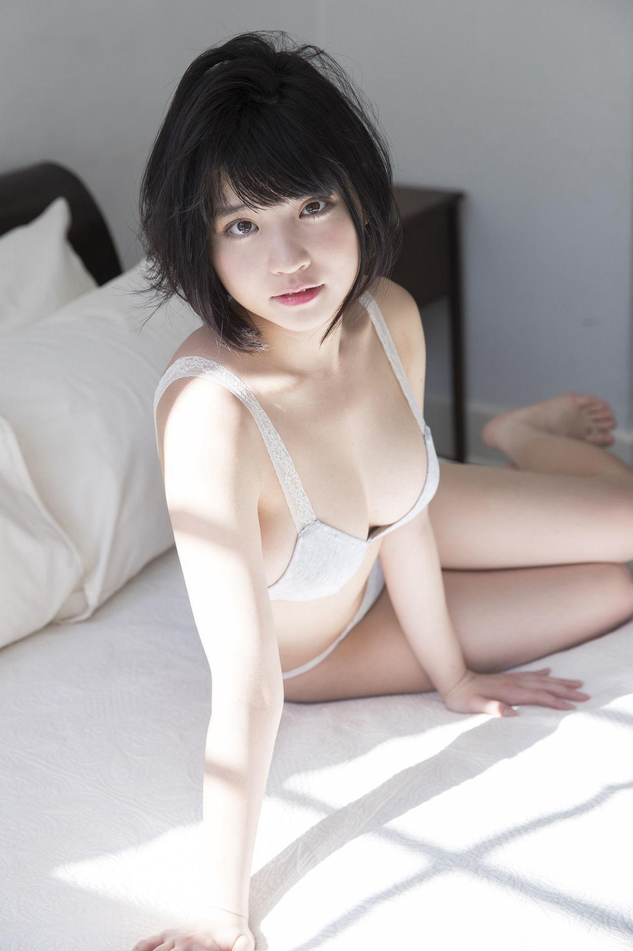 Nagi Nemoto 根本凪, ＦＲＩＤＡＹデジタル写真集 「緑のシンデレラ」 Set.01(14)