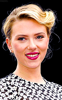 Scarlett Johansson HxisjQgM_o