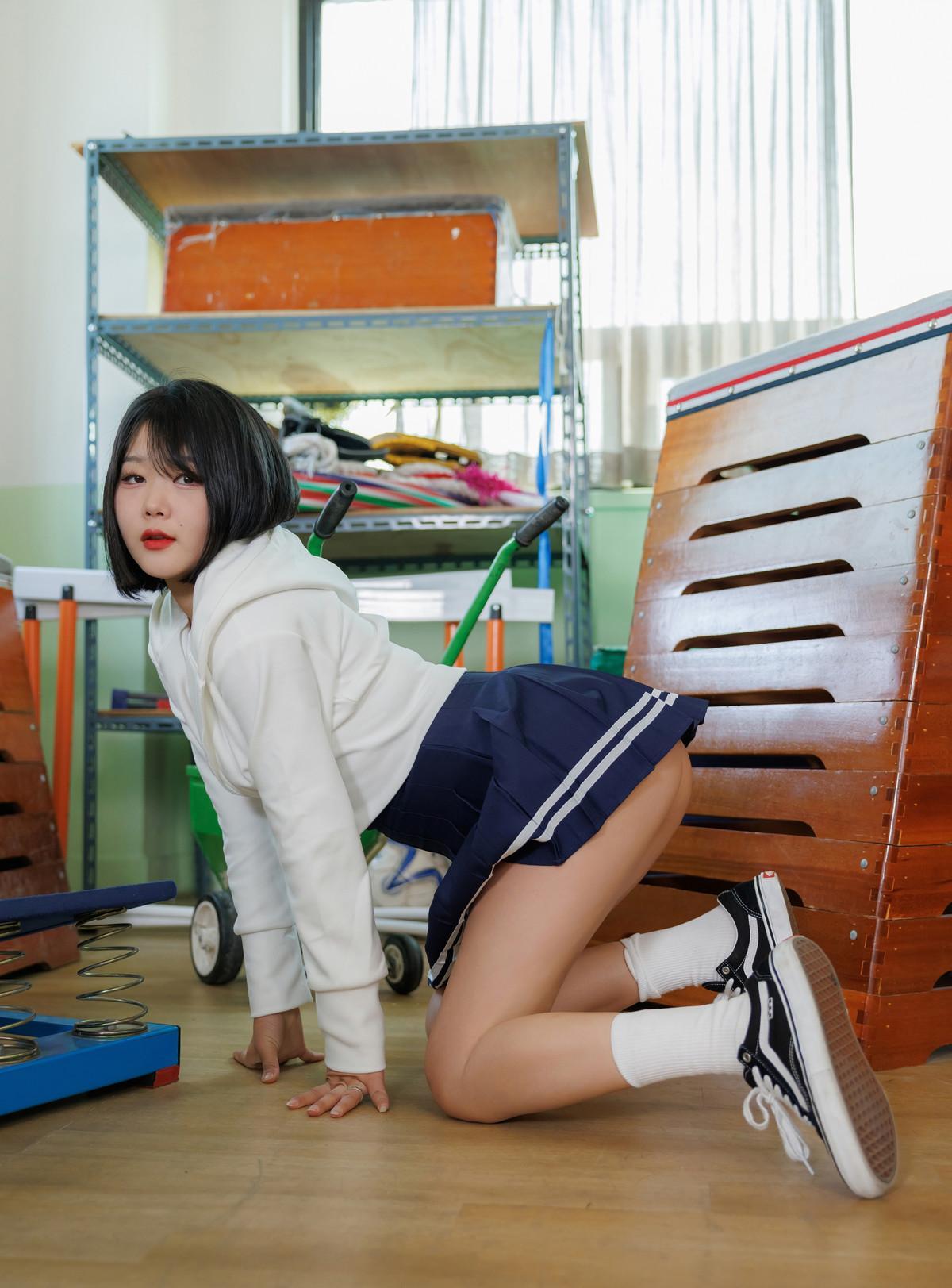 ZIA.Kwon 권지아, Ready Photobook Vol.02 School Girl Set.01(1)