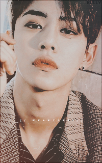 VOL. N°I LgbJlMxW_o