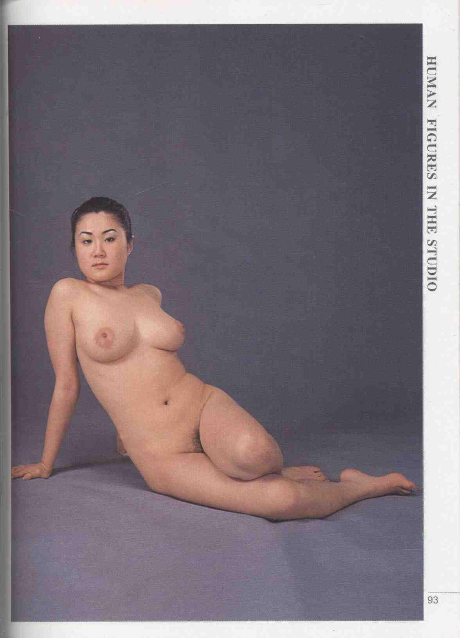书籍扫描 实用人体模特摄影·坐姿篇(98)