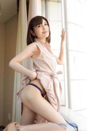 Japanese chick Yua Ariga ends up on top of her lover's cock during sex