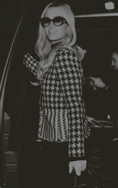 1980 - Paris Hilton T6Tefa1x_o