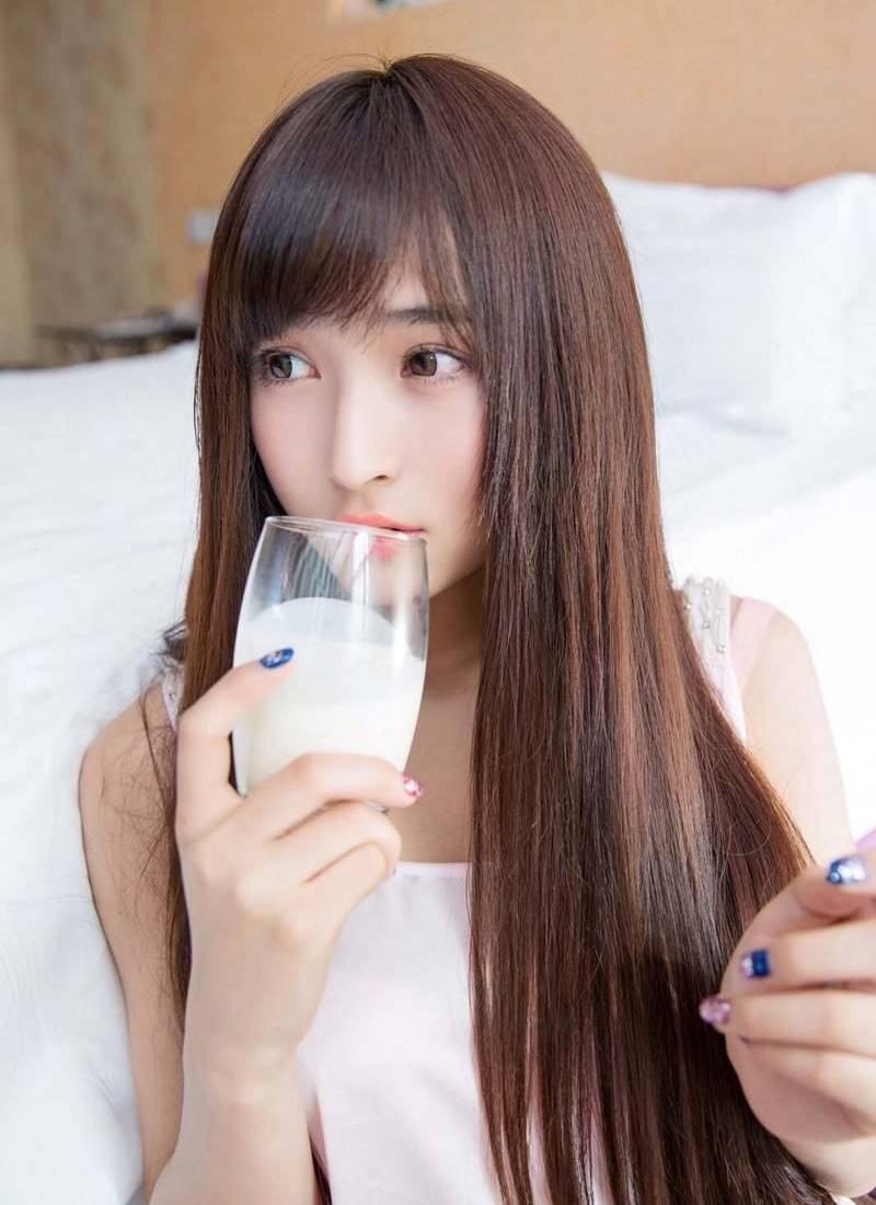 大眼美少女粉嫩甜美性感私房(21)