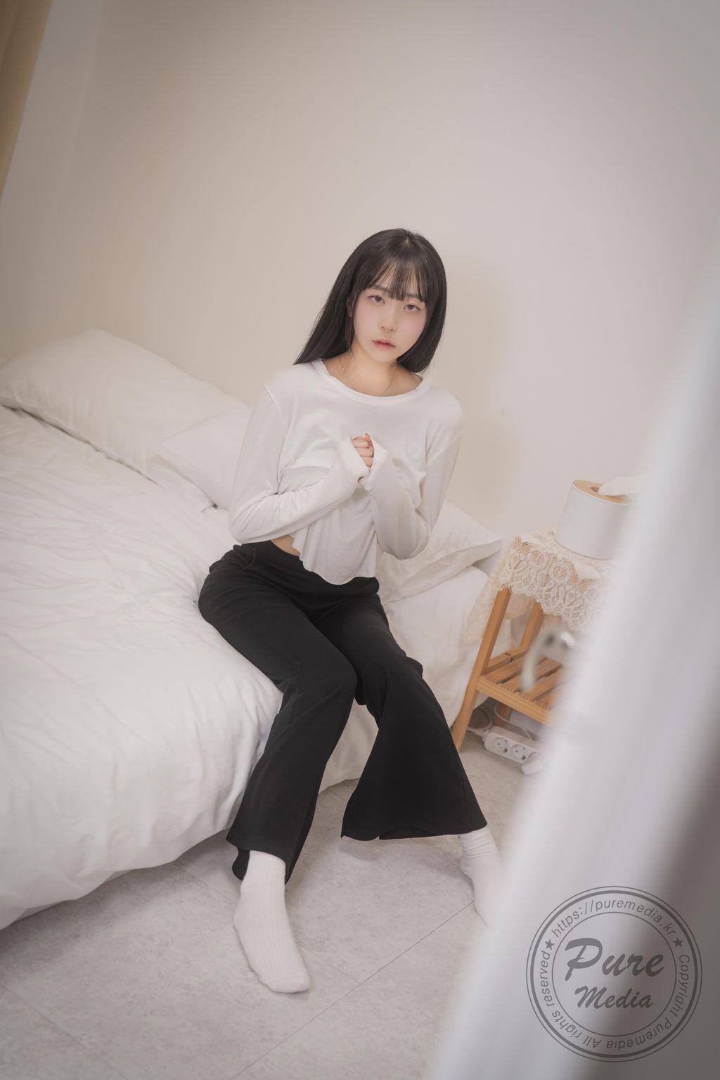 Pure Media Vol.270: Hina (히나) & Sira (시라) – X-rated Contract (248 photos)(38)