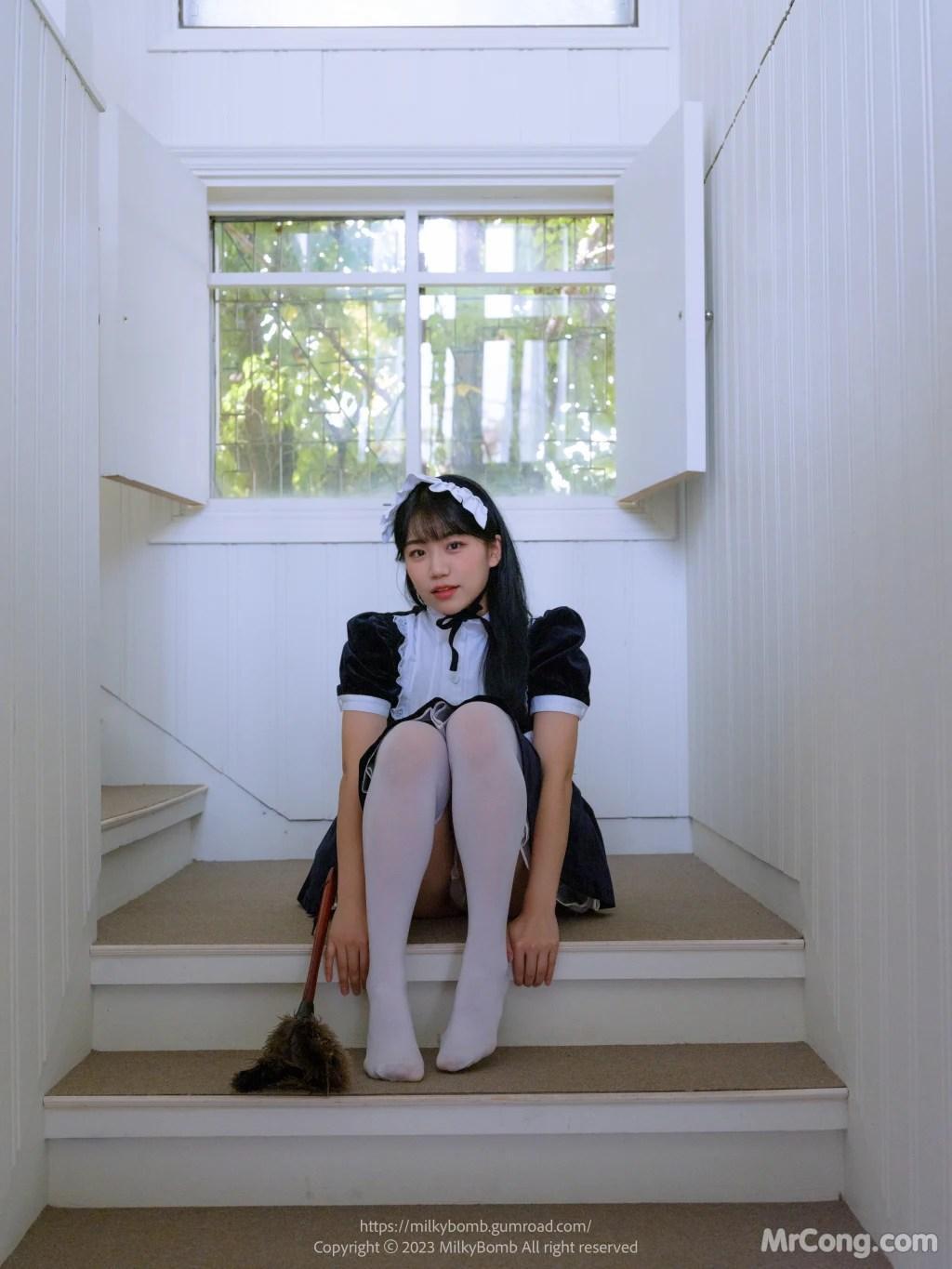 [MilkyBomb] Yui: Vol.3 Maid (291 photos )(24)