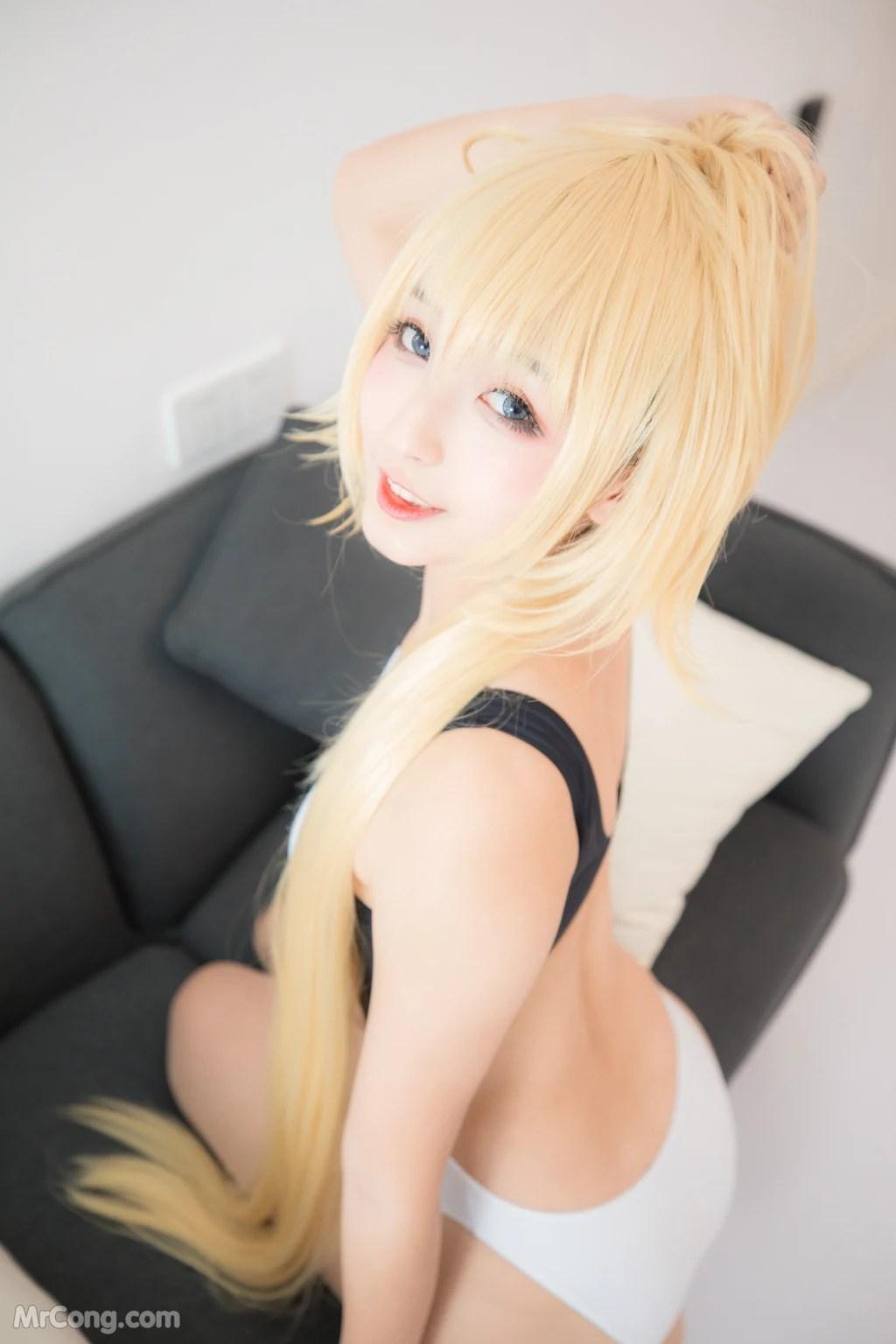 Coser@神楽坂真冬 Vol.036: 电子相册-白贞德《Swimingthedrea》(150 photos)(39)
