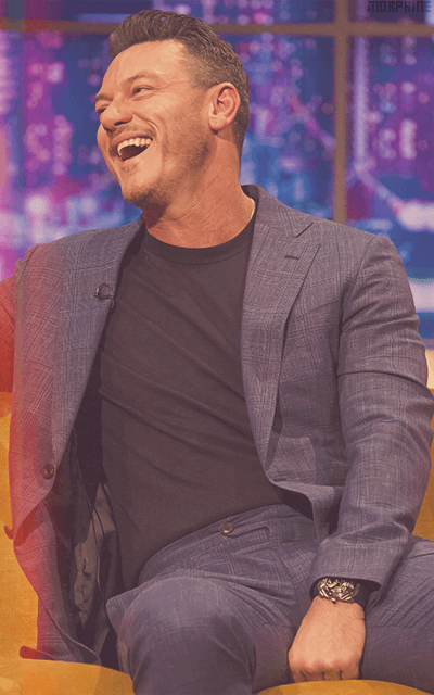 Luke Evans - Page 11 M8S3UBr2_o