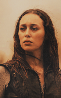 Alycia Debnam Carey - Page 2 M7QQCuKB_o