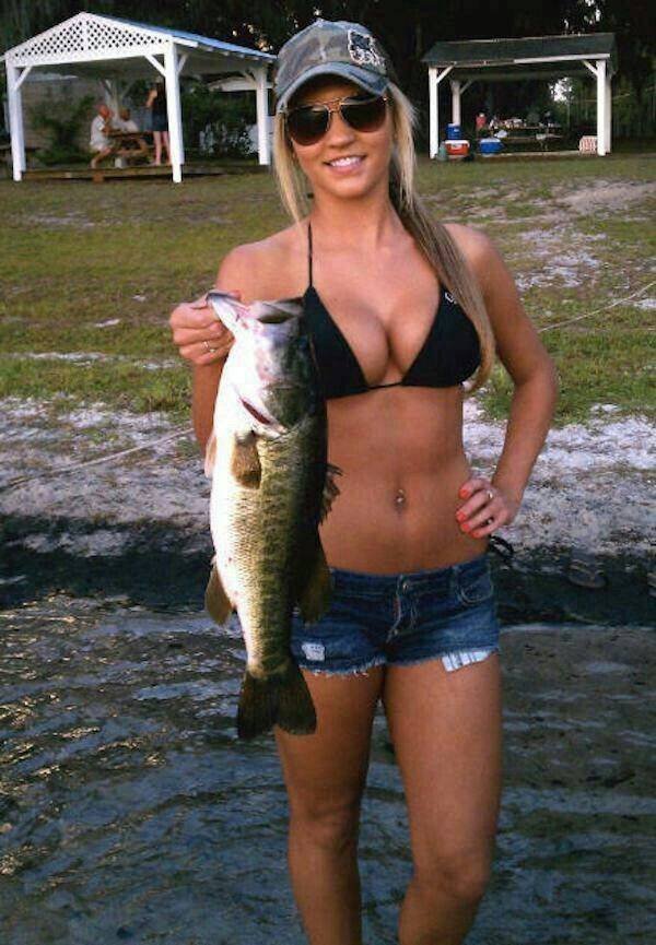 GIRL FISHING OMFdGwfn_o