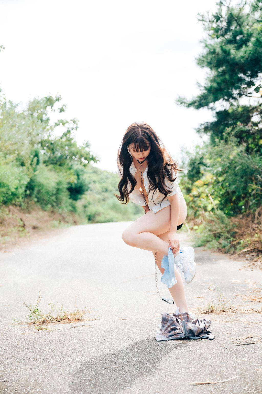 [Loozy] Mozzi (모찌): Pee Dog Play (104 photos )(51)