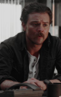 Clayne Crawford - Page 2 FSc6BN8G_o