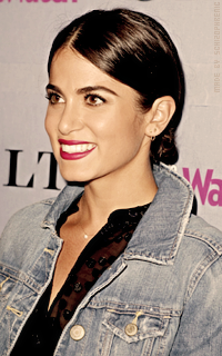 Nikki Reed VMAJ6p3H_o