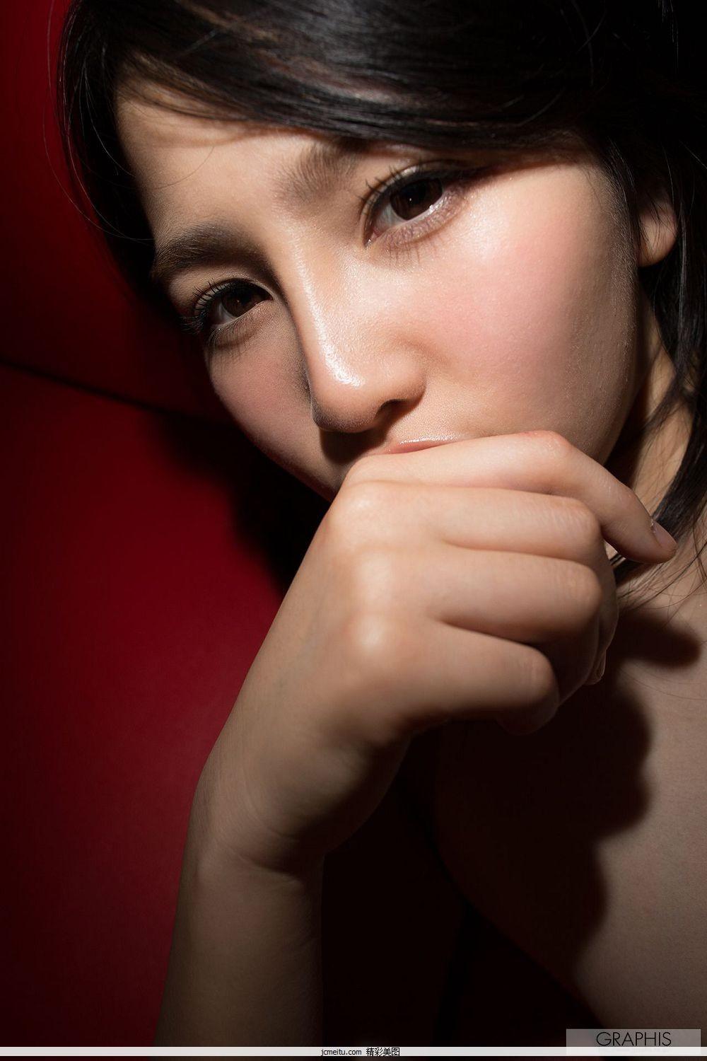 [Graphis] Gals Risa Onodera 小野寺梨紗 『 About Her 』(31)