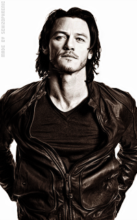 Luke Evans ScWqRWn6_o