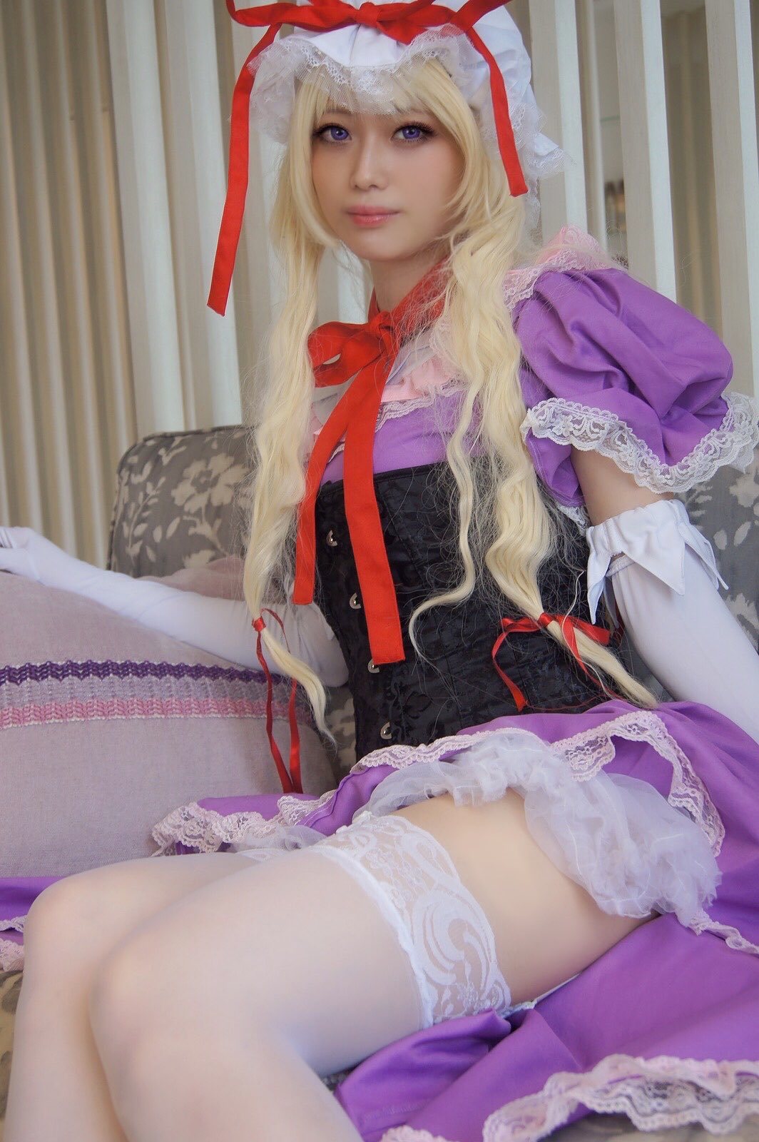Yukari Yakumo - petapetahnnuu