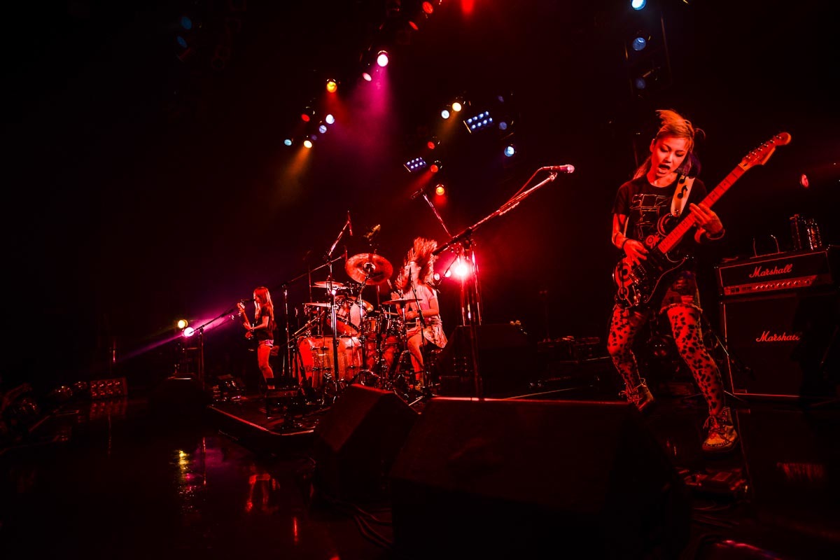 SCANDAL LIVE TOUR 2013「SCA wa Mada Honki Dashitenai Dake」 V01bBToQ_o