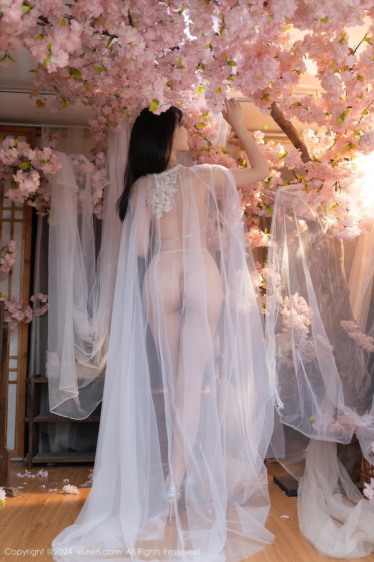XiuRen秀人网 No.8807 陆萱萱LuXuanXuan(19)