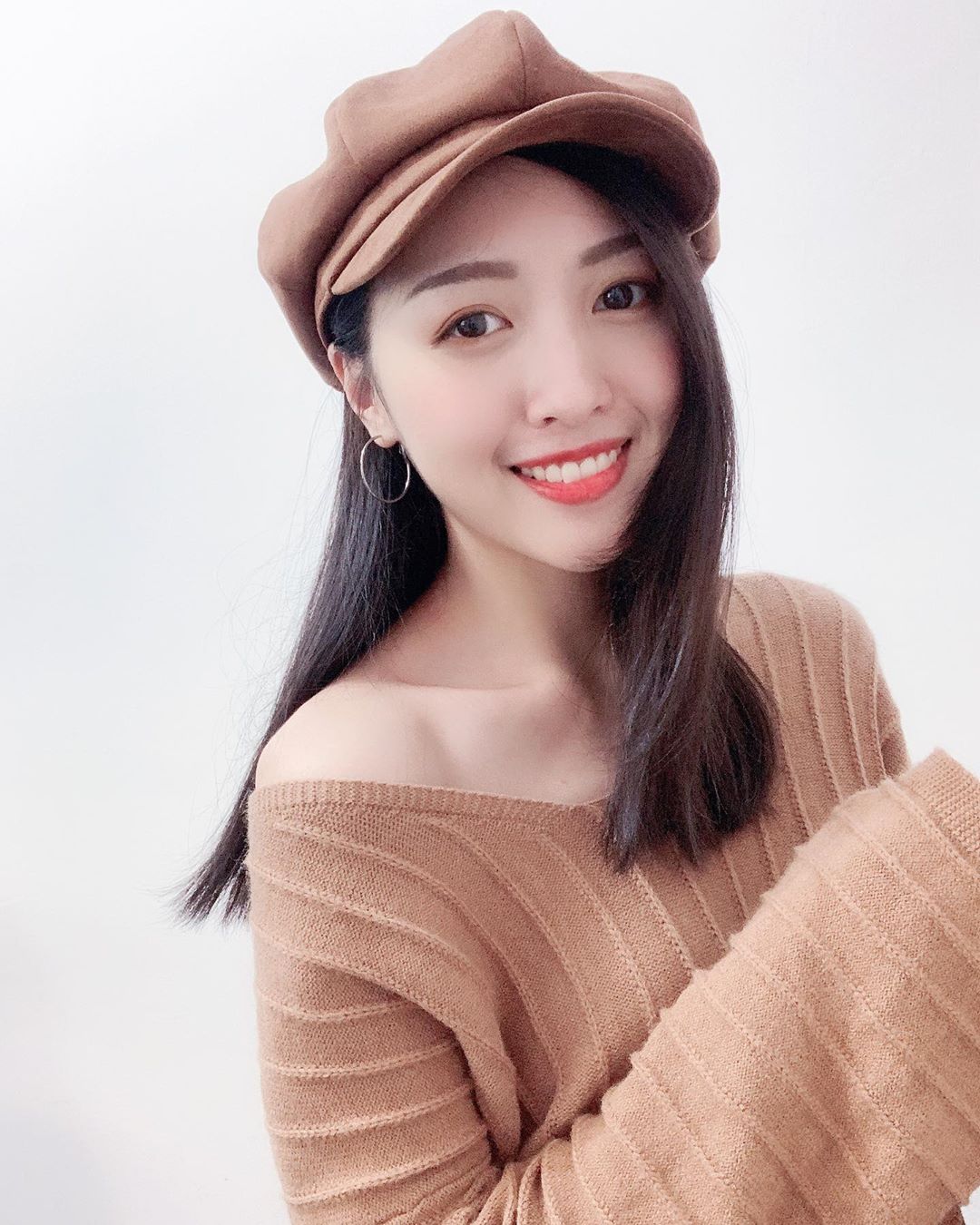 直播正妹—Kiwi綺綺 vZ0xxAI8 o - 直播正妹—Kiwi綺綺