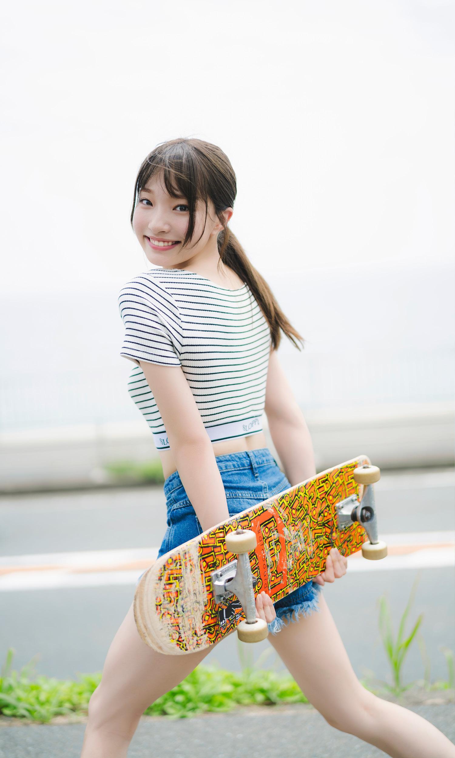 Natsuki Satonaka 里仲菜月, 週プレ Photo Book 「こっち向いて、なっちゃん！」 Set.03(5)