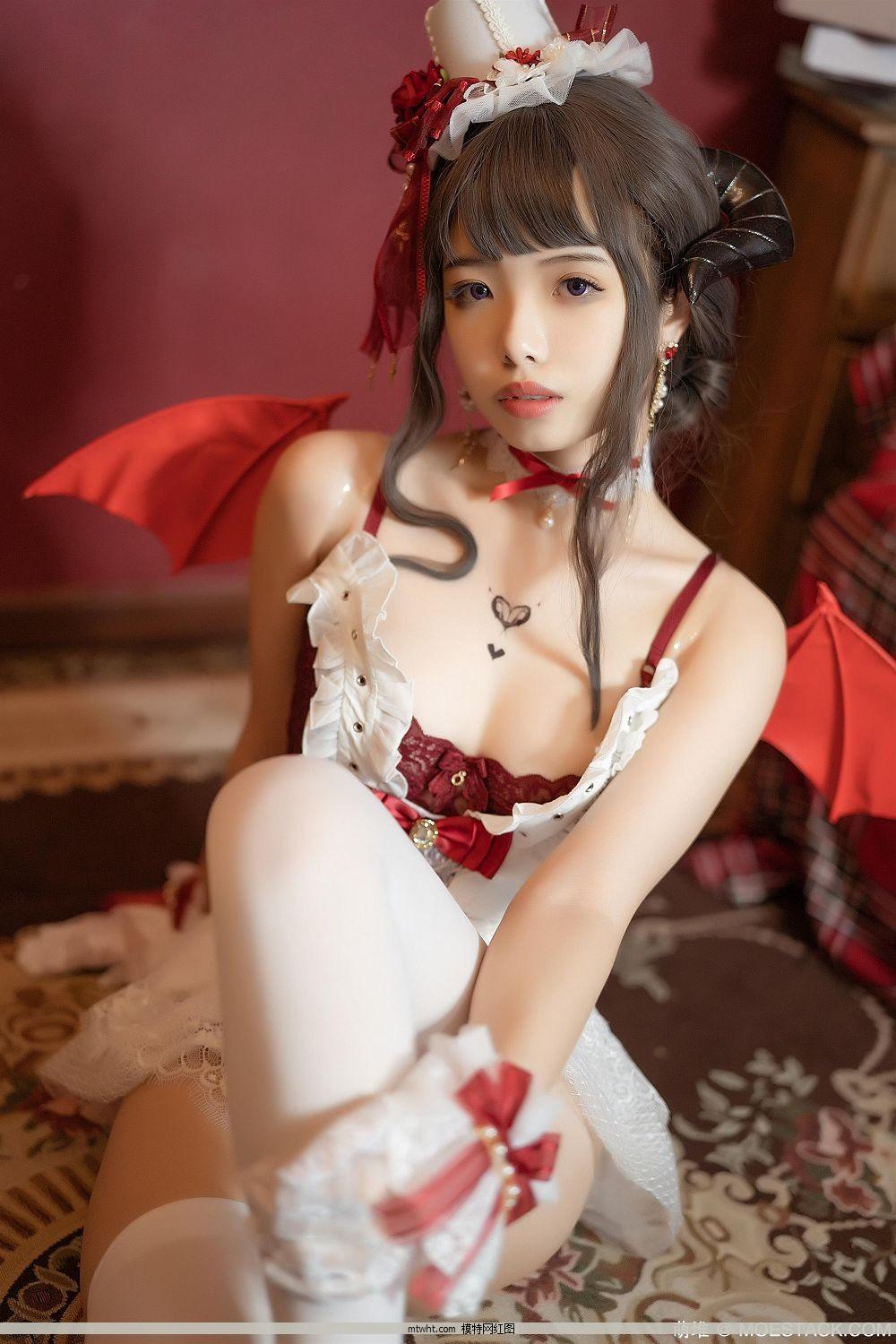 微博红人Coser2.5次元写真@雯妹 NO.018 魅魔本 Elegant devil[35P](29)