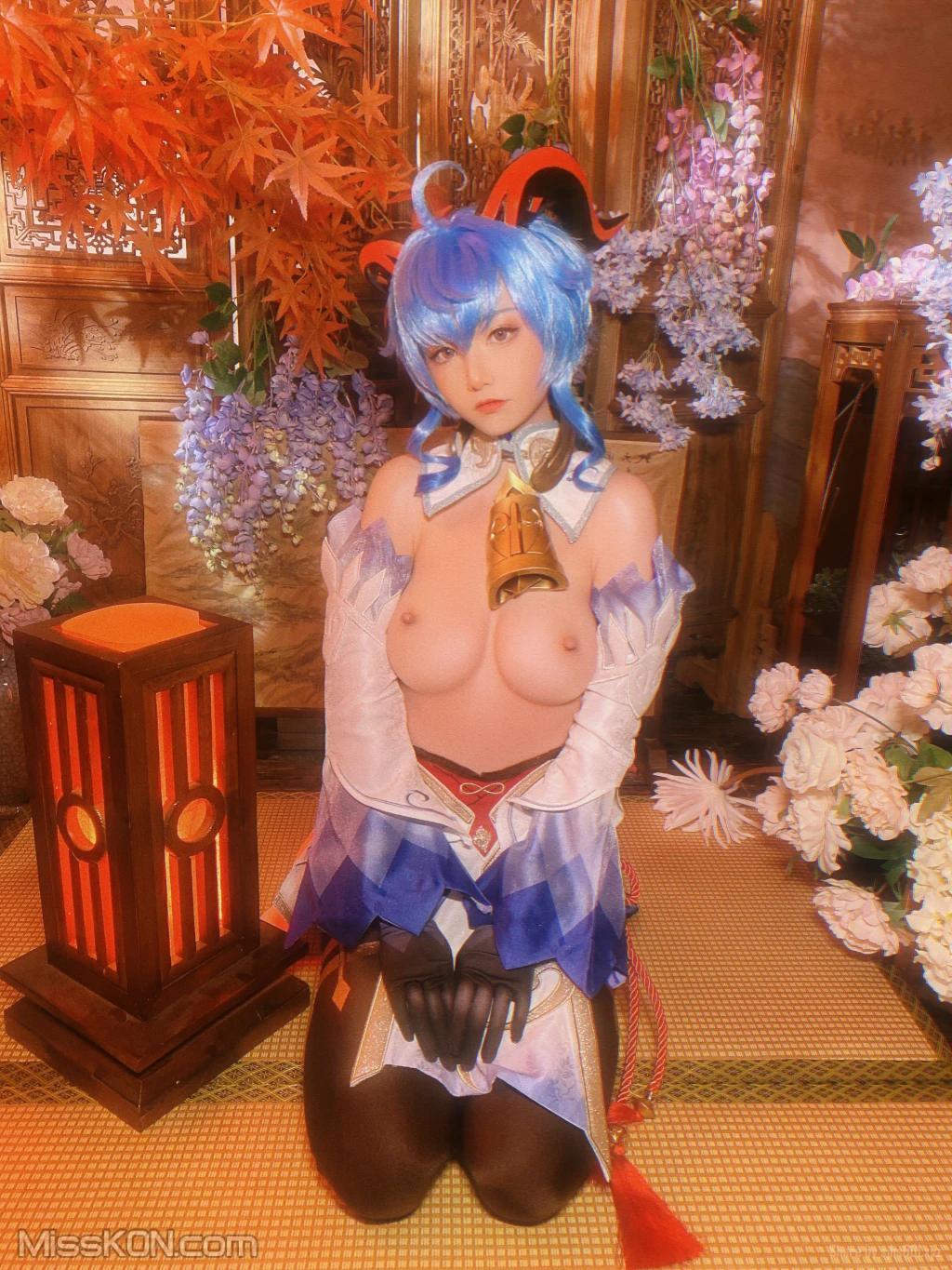 Coser@爆机少女喵小吉 (Nekokoyoshi): 原神-甘雨 (49 photos )(27)
