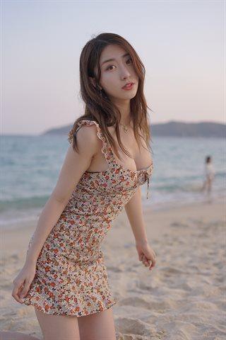 黑川-海岛之旅真爱版-碎花连衣裙