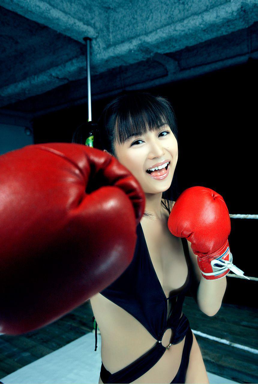 愛川ゆず季+佐野夏芽《Bomber Fight!》 [Image.tv] 写真集(22)