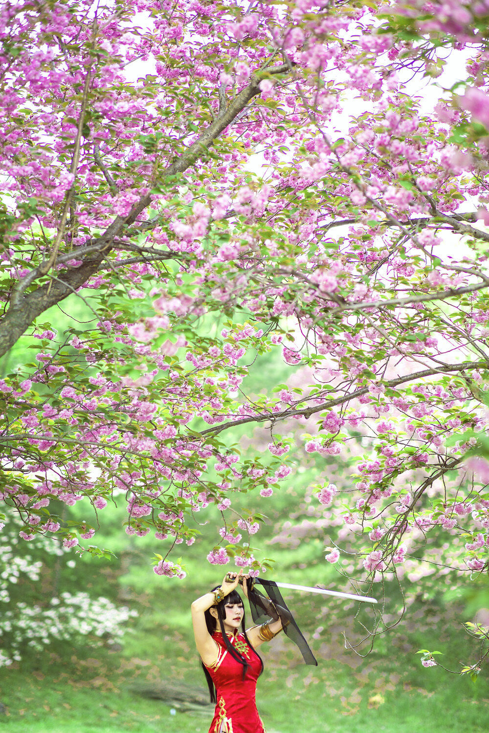 Akhee - Eastern Lady Togi