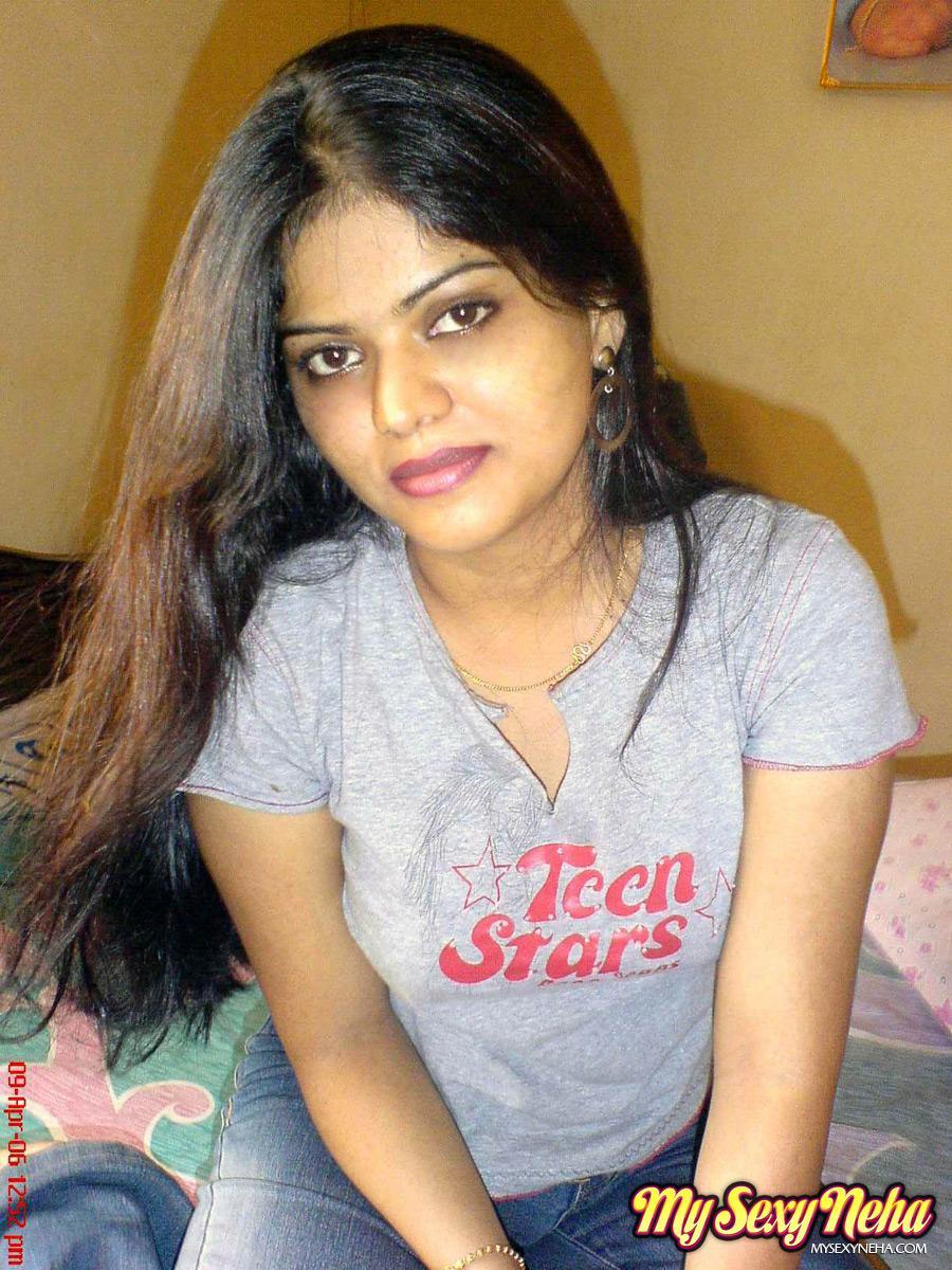 Petite Indian girl uncups big naturals after removing blue jeans(7)