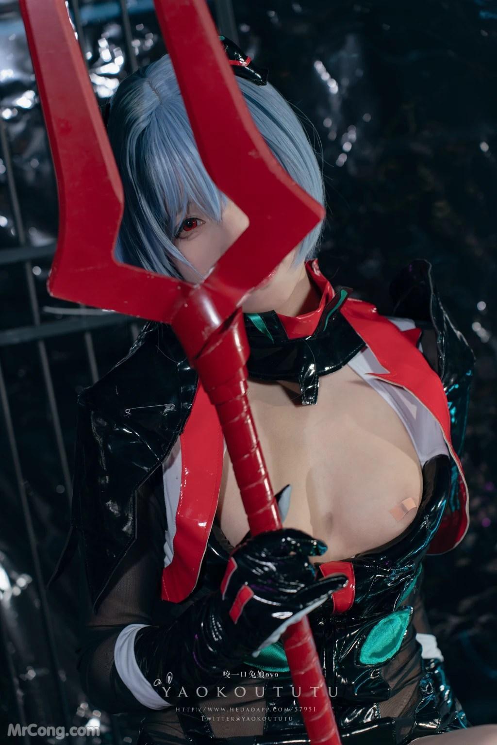 Coser@黏黏团子兔:『黑凌波』&小剧场 (50 photos )(37)